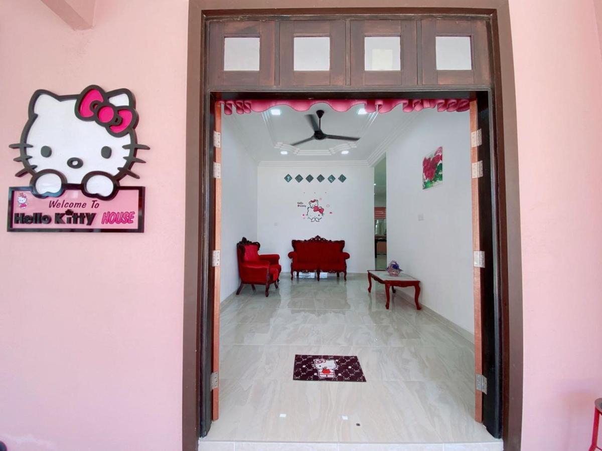 クアラ・トレンガヌ Hellokitty House - Unit 1ヴィラ エクステリア 写真