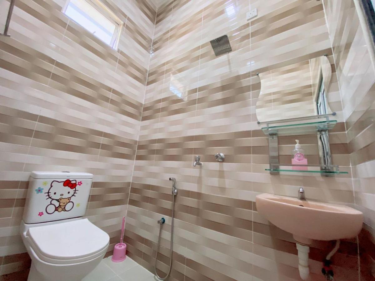 クアラ・トレンガヌ Hellokitty House - Unit 1ヴィラ エクステリア 写真