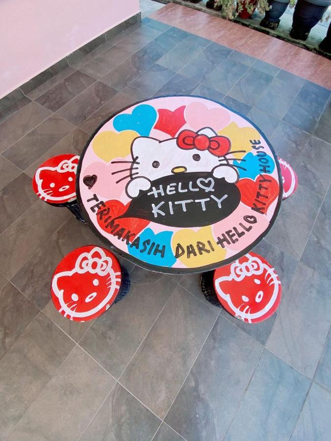 クアラ・トレンガヌ Hellokitty House - Unit 1ヴィラ エクステリア 写真