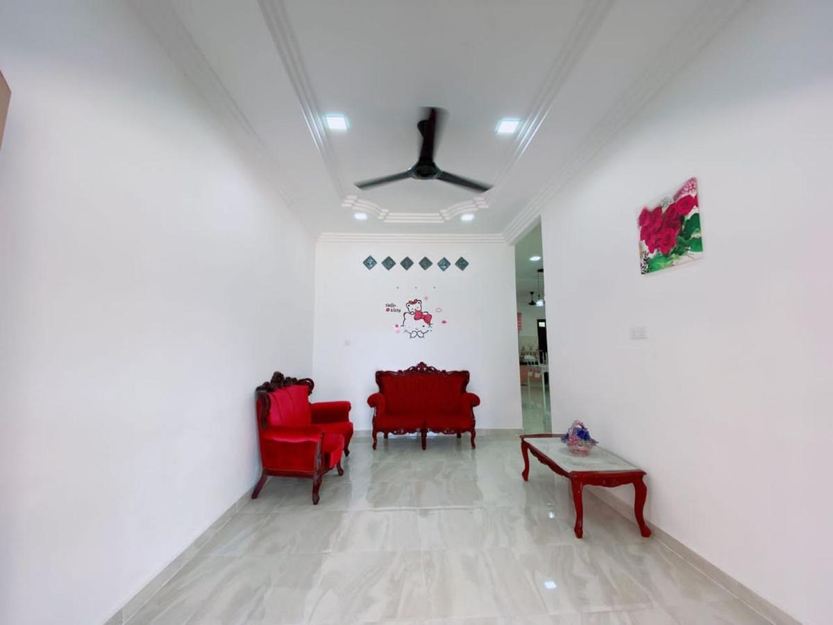 クアラ・トレンガヌ Hellokitty House - Unit 1ヴィラ エクステリア 写真